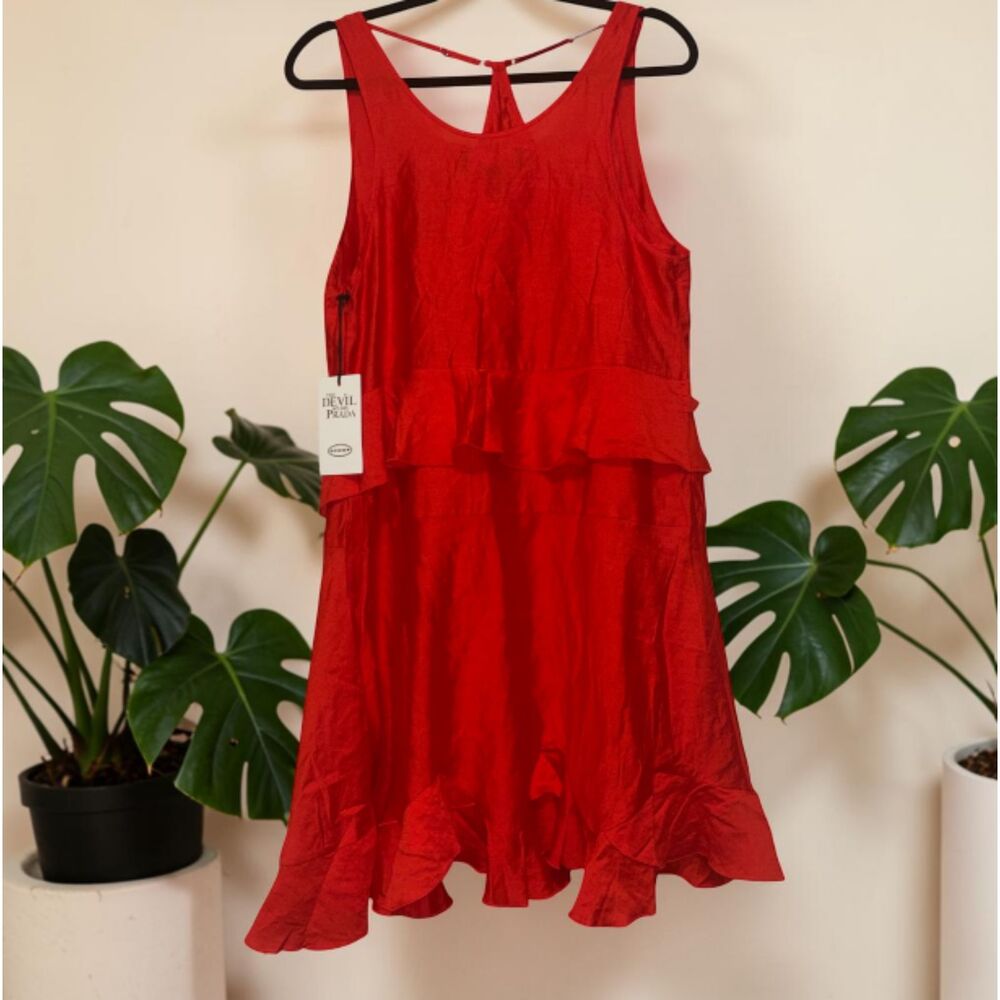 Red Ruffle Mini Dress Women’s Size Medium NWT